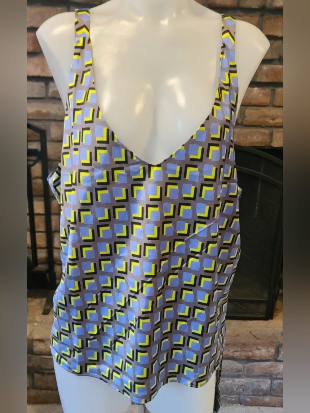 Wildfang Geometric V-Neck Tank Top - Light Blue & Yellow
